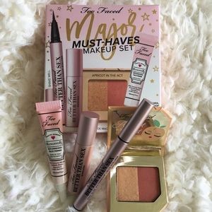 Too Faced Must Haves Set